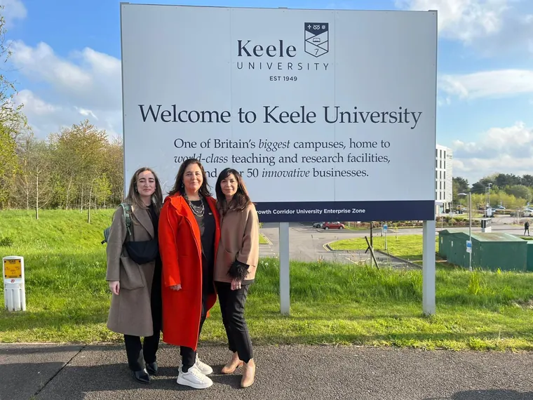 Con due colleghe alla Keele University